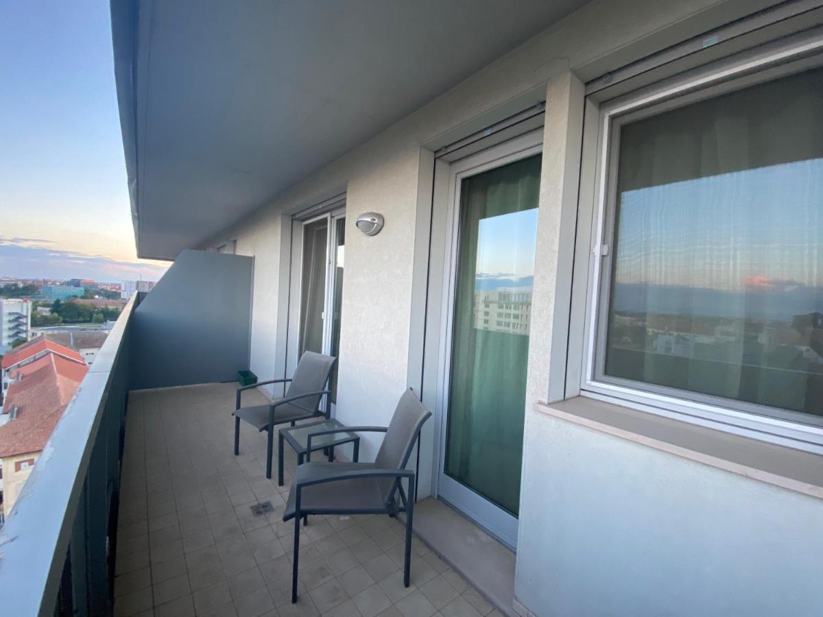 Central Apartment تيميشورا المظهر الخارجي الصورة