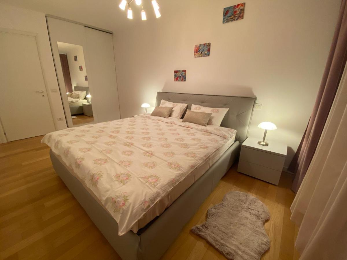 Central Apartment تيميشورا المظهر الخارجي الصورة
